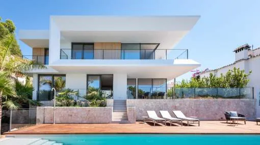 Modern newly built villa with sea views in Costa d'en Blanes